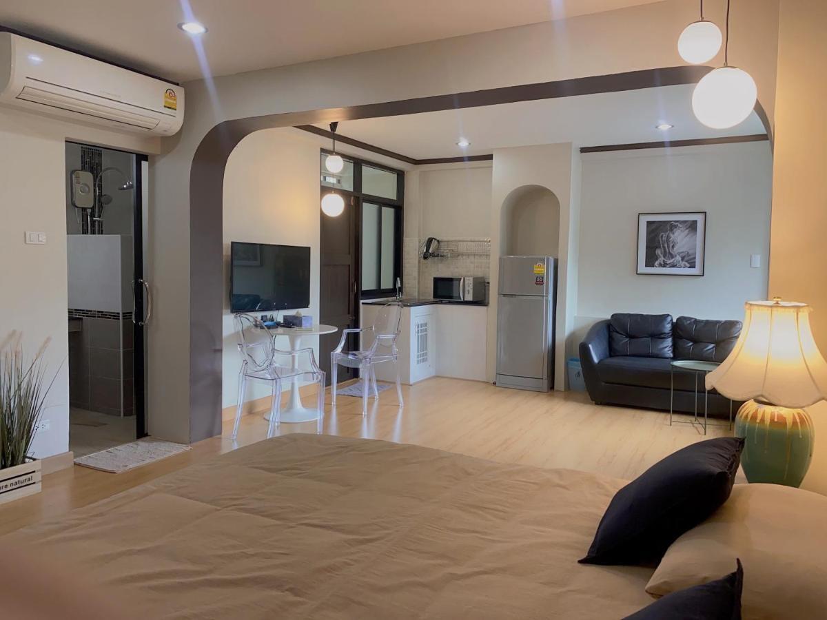 October Hostel Chiangmai Chiang Mai Eksteriør bilde
