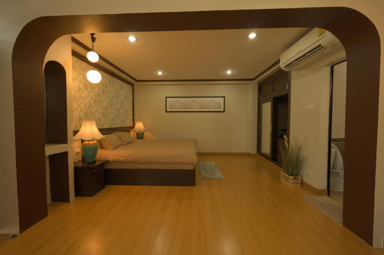 October Hostel Chiangmai Chiang Mai Eksteriør bilde